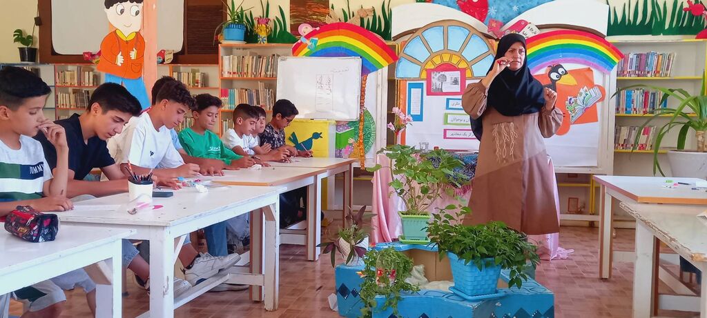 ویژهبرنامه «همنشینی با واژهها» در کانون صفاشهر یک و دو برگزار شد