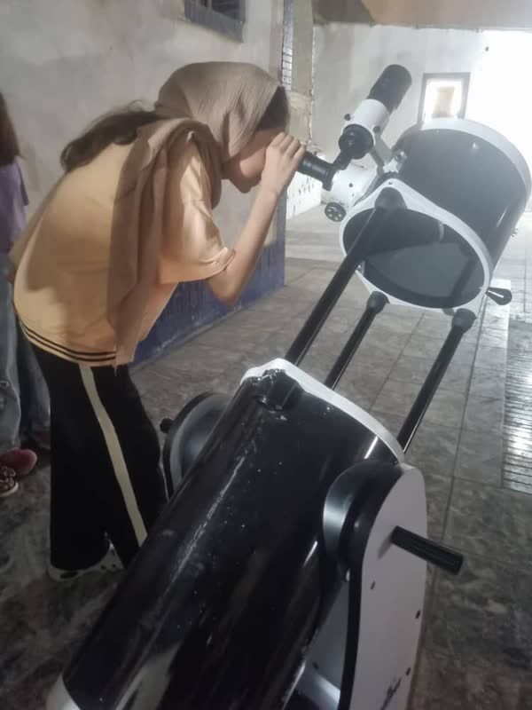 کارگاه تولد ماه در مرکز پارک لاله بندرعباس برگزار شد