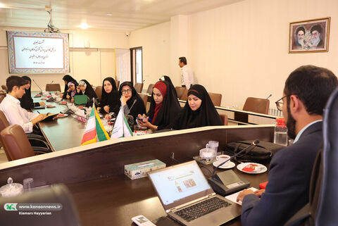 برگزاری نشست خبری مدیرکل کانون چهارمحال و بختیاری