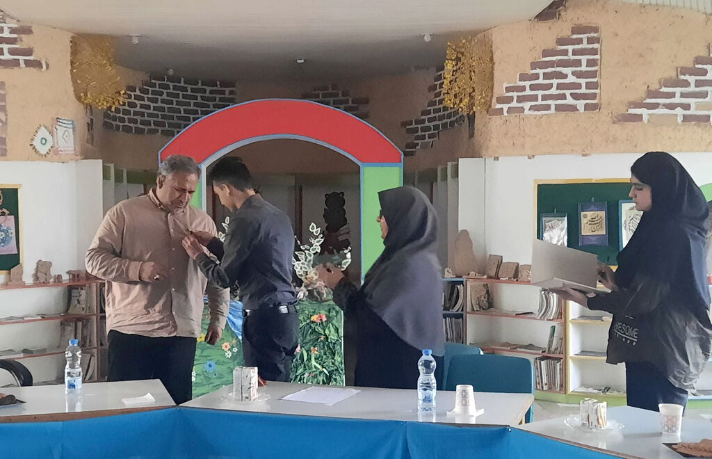 بازدید نماینده تنکابن از کانون پرورش فکری؛ حمایت از نسل خلاق و نوید توسعه فرهنگی