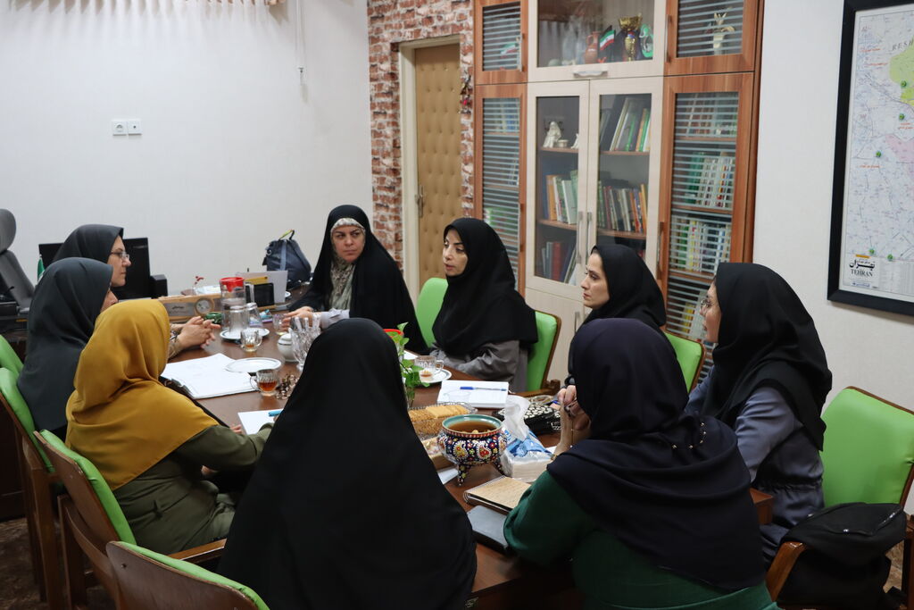 اولین جلسه کارگروه تخصصی طرح نماد در کانون استان تهران