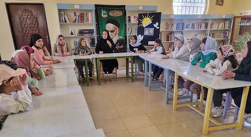 سالروز رحلت امام خمینی (ره) و قیام ۱۵ خرداد در مراکز کانون استان اردبیل گرامی داشته شد