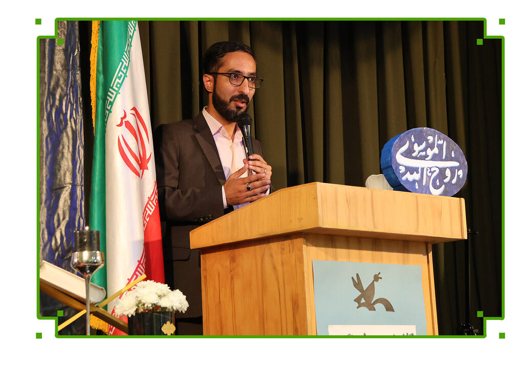 مراسم ارتحال امام ره چهارمحال و بختیاری اراده و همدلی مردم، میراث جاودان حضرت امام خمینی(ره) میباشد