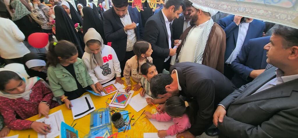 درخشش نقاشیهای خلاقانه اعضای شیرین سو در جشنواره ملی فرش مهربان