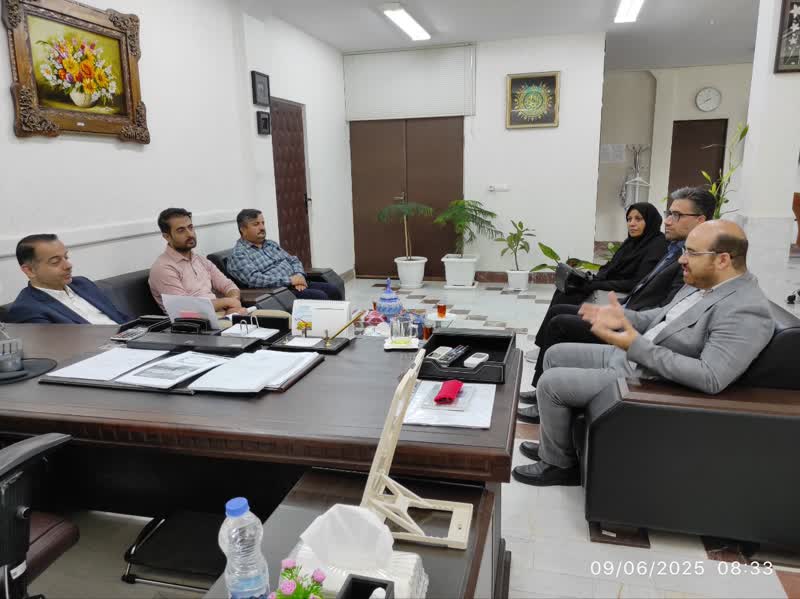 دیدار مدیرکل کانون استان مرکزی با سرپرست سازمان مدیریت و برنامهریزی