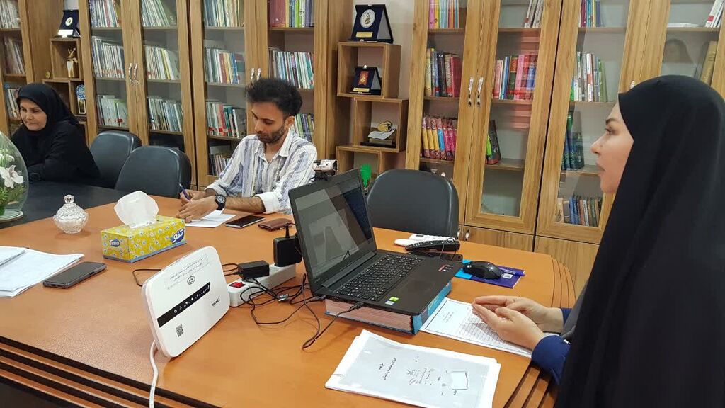 وبینار تخصصی سرپرست کانون کرمانشاه با مربیان