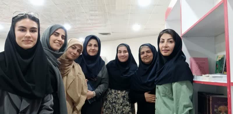 برگزاری نشستهای ادبی برای مربیان ترم تابستان کانون البرز