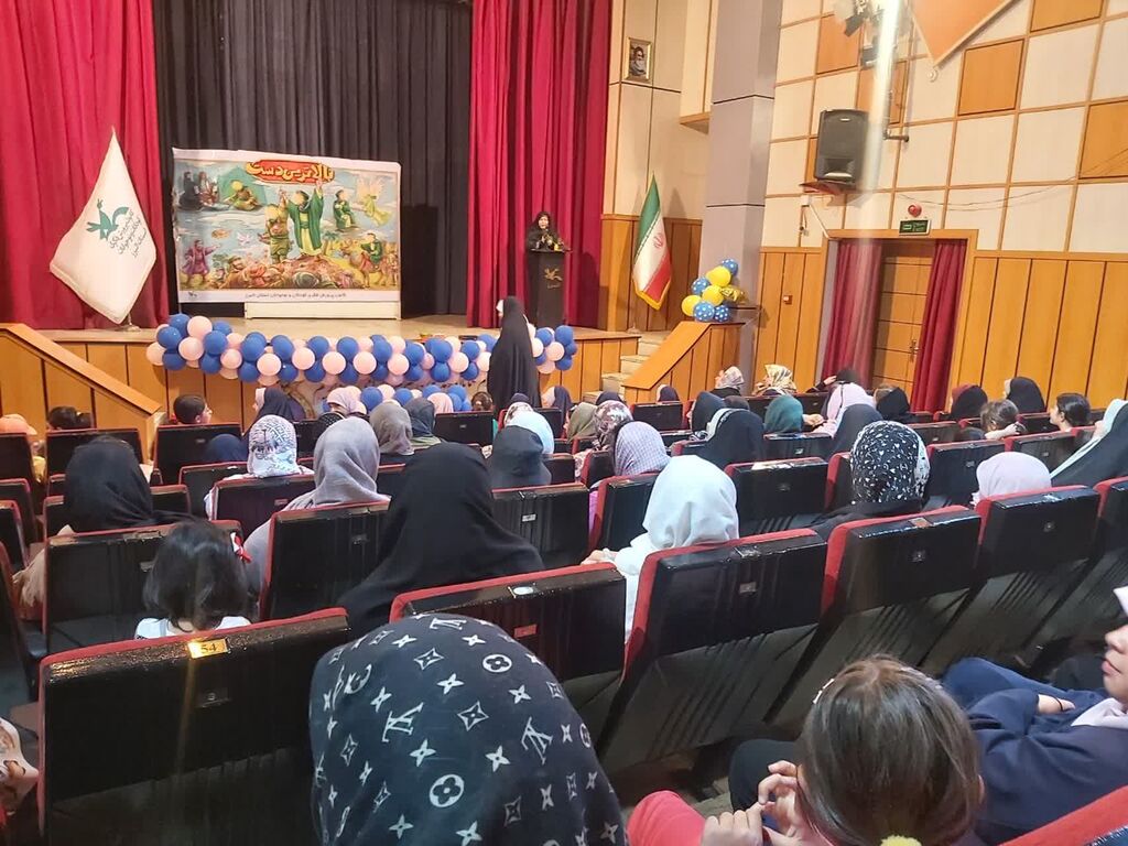 ادامه برنامههای «دهه ولایت» در کانون البرز