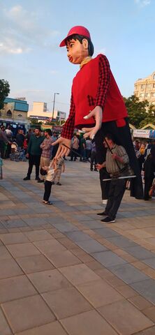 غول پیکر در نمایشگاه غدیر_مرکزی