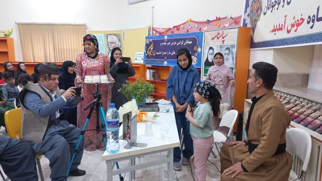 جشن آغاز فعالیتهای تابستانی در مرکز پاوه