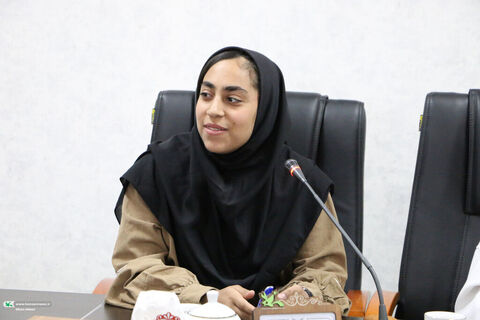 بهاری که در شاخه هایم شکسته