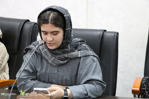 بهاری که در شاخه هایم شکسته