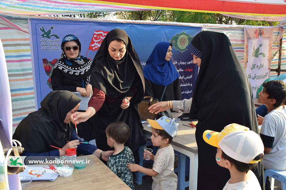 جشن کیلومتری غدیر و استکبارستیزی در غرفه های فرهنگی هنری کانون لرستان