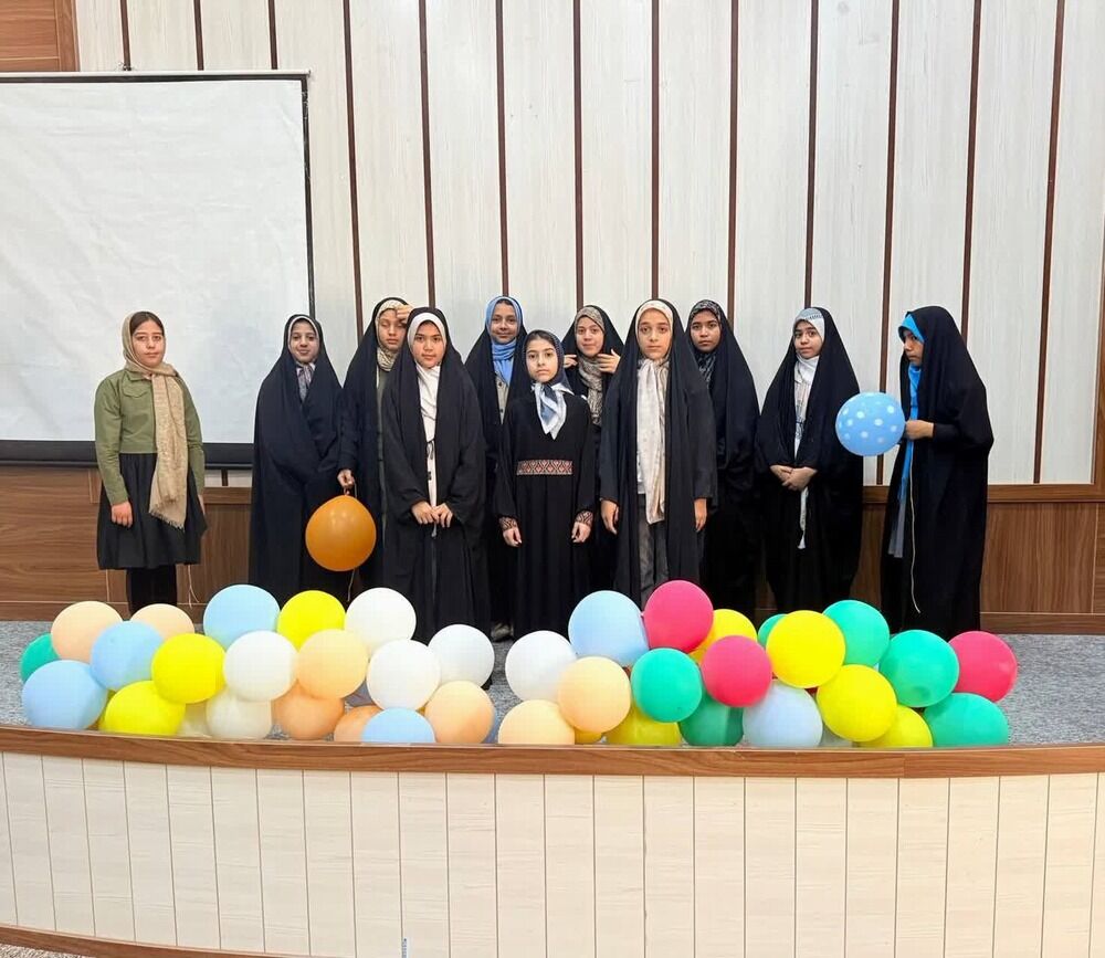 کودکان و نوجوانان میراثدار راه ولایت شدند