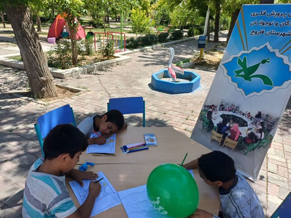 هنرنمایی آیندهسازان ایران در غرفه پُرشور کانون در راهپیمایی غدیریون
