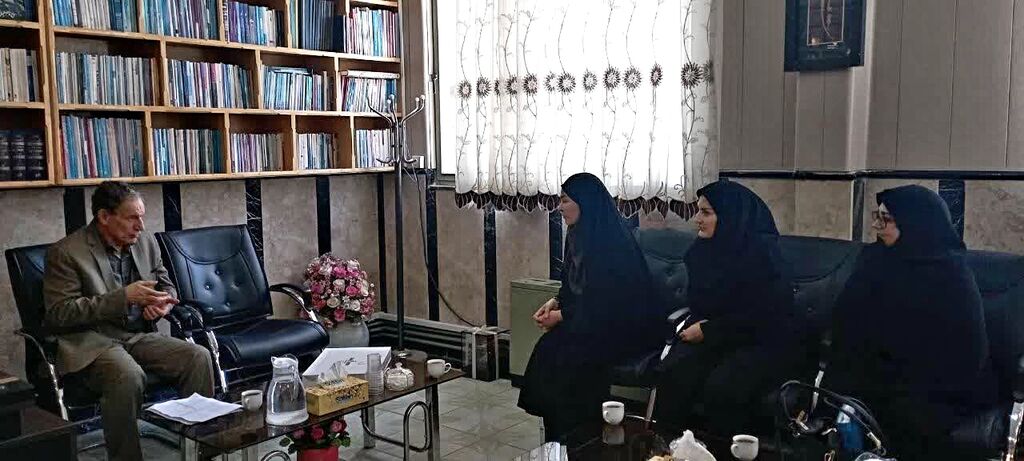 دیدار سرپرست کانون کرمانشاه با مدیرکل آموزش و پرورش استان