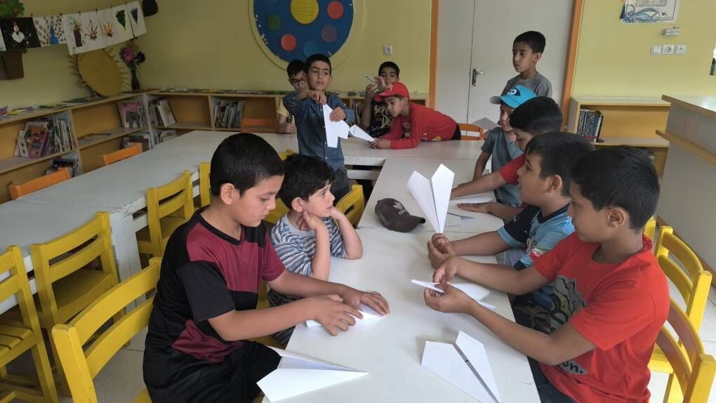 ترویج ارزشهای ایثار و مقاومت در مراکز صفاشهر و مرودشت