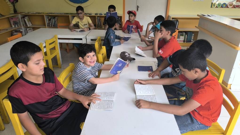 ترویج ارزشهای ایثار و مقاومت در مراکز صفاشهر و مرودشت