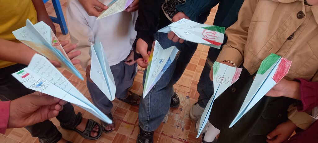 ترویج ارزشهای ایثار و مقاومت در مراکز صفاشهر و مرودشت