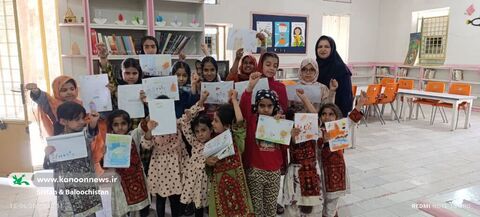 مربیان کانون پرورش فکری سیستان و بلوچستان در کنار کودکان و نوجوانان در روزهای سخت کشور