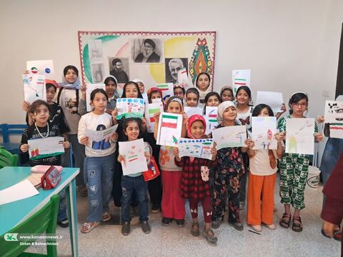 مربیان کانون پرورش فکری سیستان و بلوچستان در کنار کودکان و نوجوانان در روزهای سخت کشور