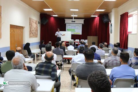 دوره آموزشی اخلاق حرفه ای در محیط کار  در کانون مازندران