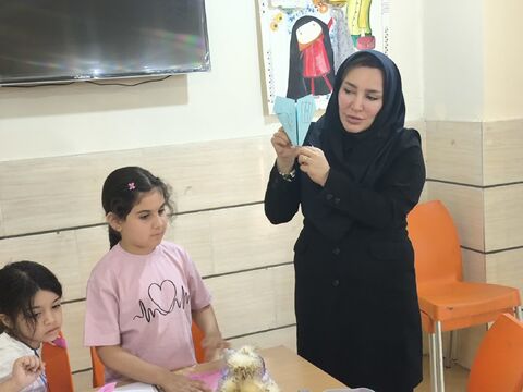 مشارکت اعضای کانون خوزستان در «پویش حریفت منم» با ساخت موشک کاغذی