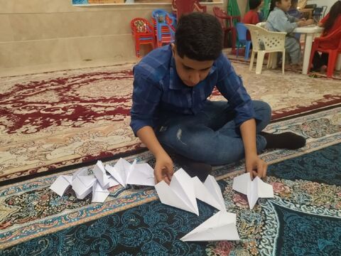 مشارکت اعضای کانون خوزستان در «پویش حریفت منم» با ساخت موشک کاغذی