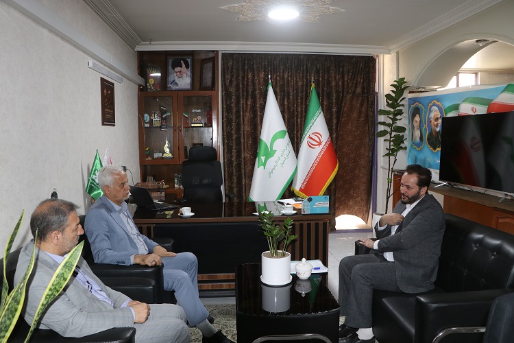 شهردار اصفهان مهمان مدیرکل کانون استان شد