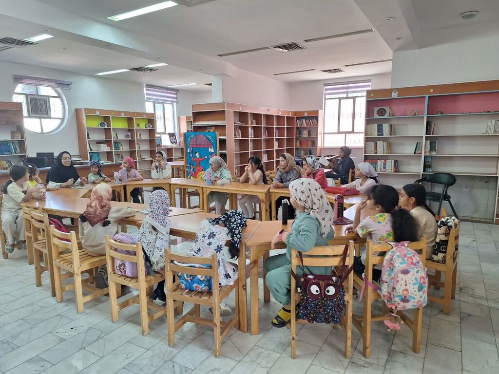 «دلیرانه پرواز کن»؛ کودکان دامغانی، صلح و دوستی را با بال‌های پروانه به پرواز درآوردند
