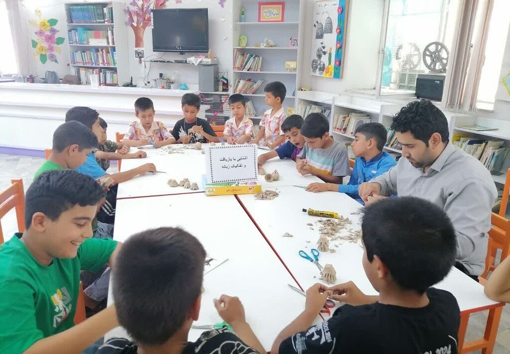 آشنایی اعضای جیمآباد با محیط زیست و راههای حفاظت از منابع طبیعی