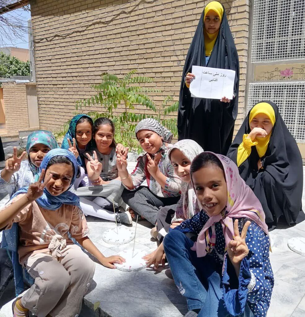 ساخت ساعت آفتابی در مرکز فرهنگی، هنری جیم‌آباد