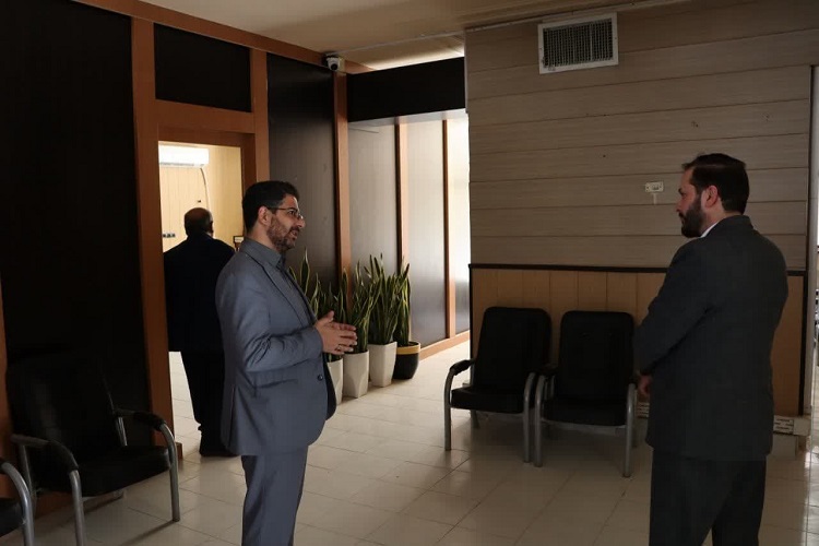 دیدار مدیرکل کانون پرورش فکری استان اصفهان با شهردار بهارستان