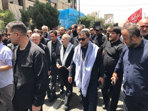 حضور وزیر آموزش و پرورش و مدیرعامل کانون در تشییع پیکر شهدای تجاوز رژیم صهیونیستی