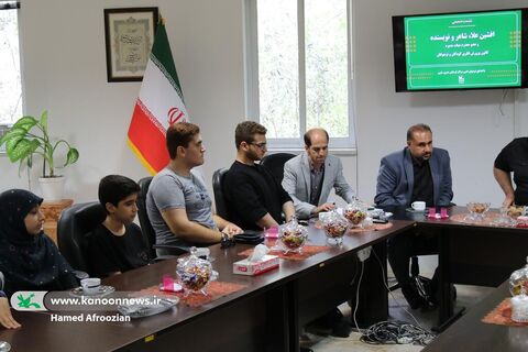نشست شاعران کودک و نوجوان مراکز کانون ساری با افشین علا