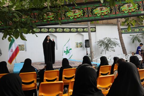قاصدان نینوا