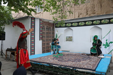 قاصدان نینوا
