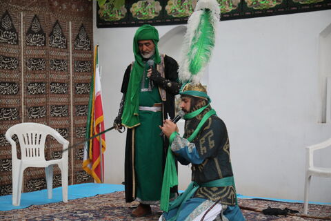 قاصدان نینوا