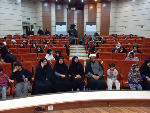 همزمان با سراسرکشور؛ سومین گردهمایی کودکان عاشورایی در کانون هرمزگان برگزارشد
