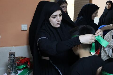 همزمان با سوم ماه محرم برگزاری سومین گردهمایی کودکان عاشورایی در مجتمع شهید فرخی کانون پرورش فکری کودکان و نوجوانان ارومیه با حضور کودکان و نوجوانان و خانواده ها