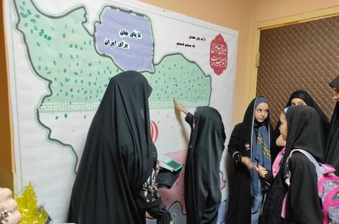 همزمان با سوم ماه محرم برگزاری سومین گردهمایی کودکان عاشورایی در مجتمع شهید فرخی کانون پرورش فکری کودکان و نوجوانان ارومیه با حضور کودکان و نوجوانان و خانواده ها