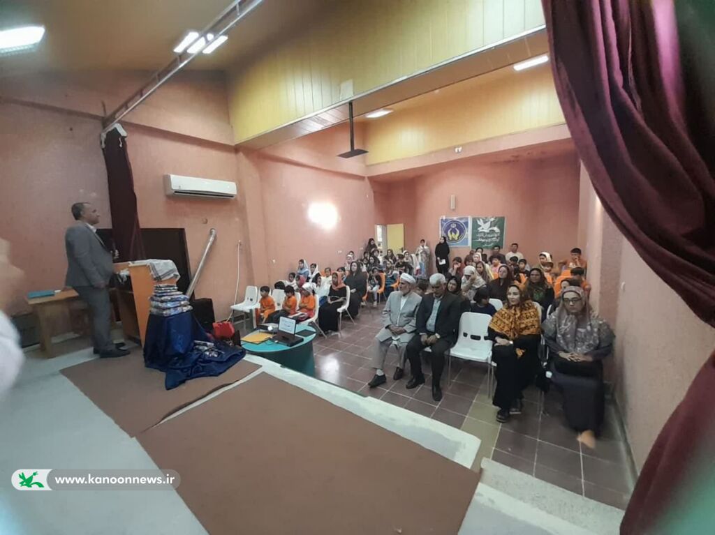 ویژهبرنامه «ایران استوار» و جشن آغاز کلاسهای تابستانه در گمیشان برگزار شد