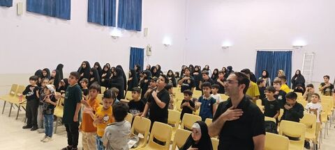 محرم که می‌شود، فعالیت‌های مراکز حال و هوای عاشورایی به خود می‌گیرند