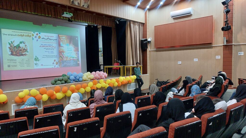آغاز تولید دو عنوان سرود فاخر با مضامین «مقاومت» و «وطن‌دوستی» در زنجان
