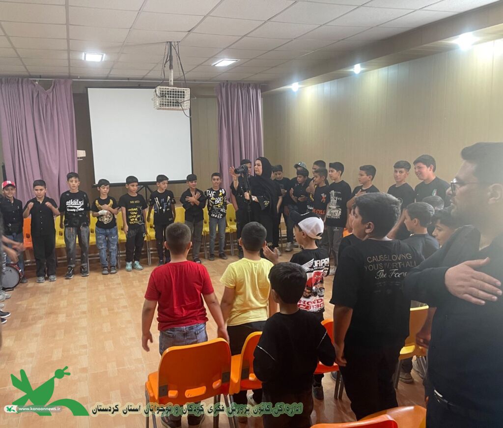 نمایش شور حسینی در دل نسل آینده با حضور پرشور خانوادهها، مسئولان و کودکان عاشورایی