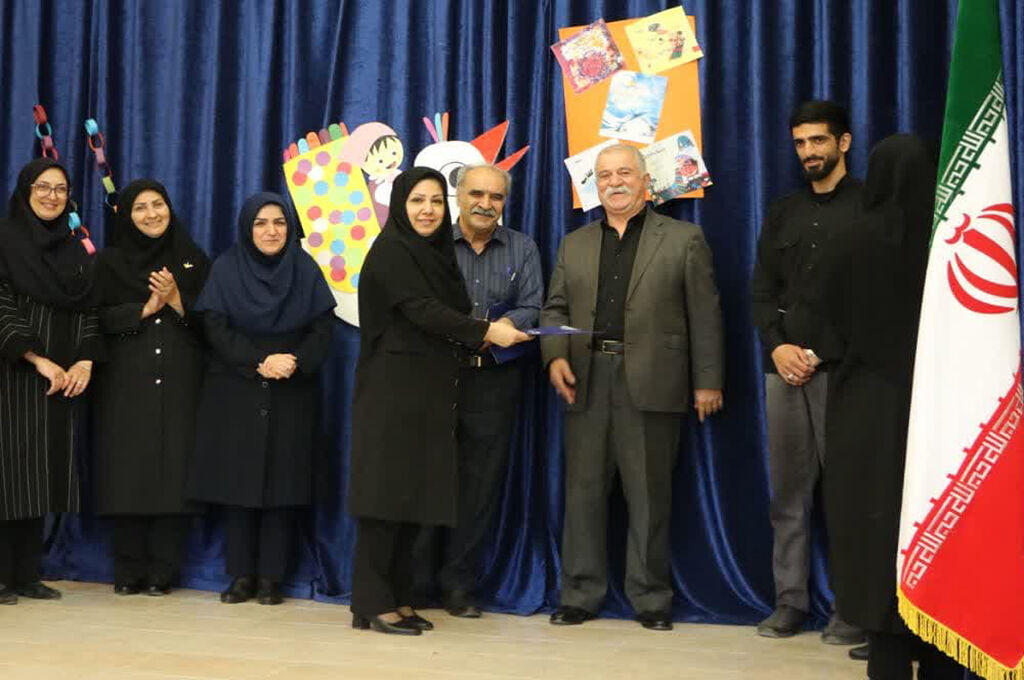 برگزیدگان فراخوان ادبی «قلم» کانون پرورش فکری گیلان تجلیل‌شدند