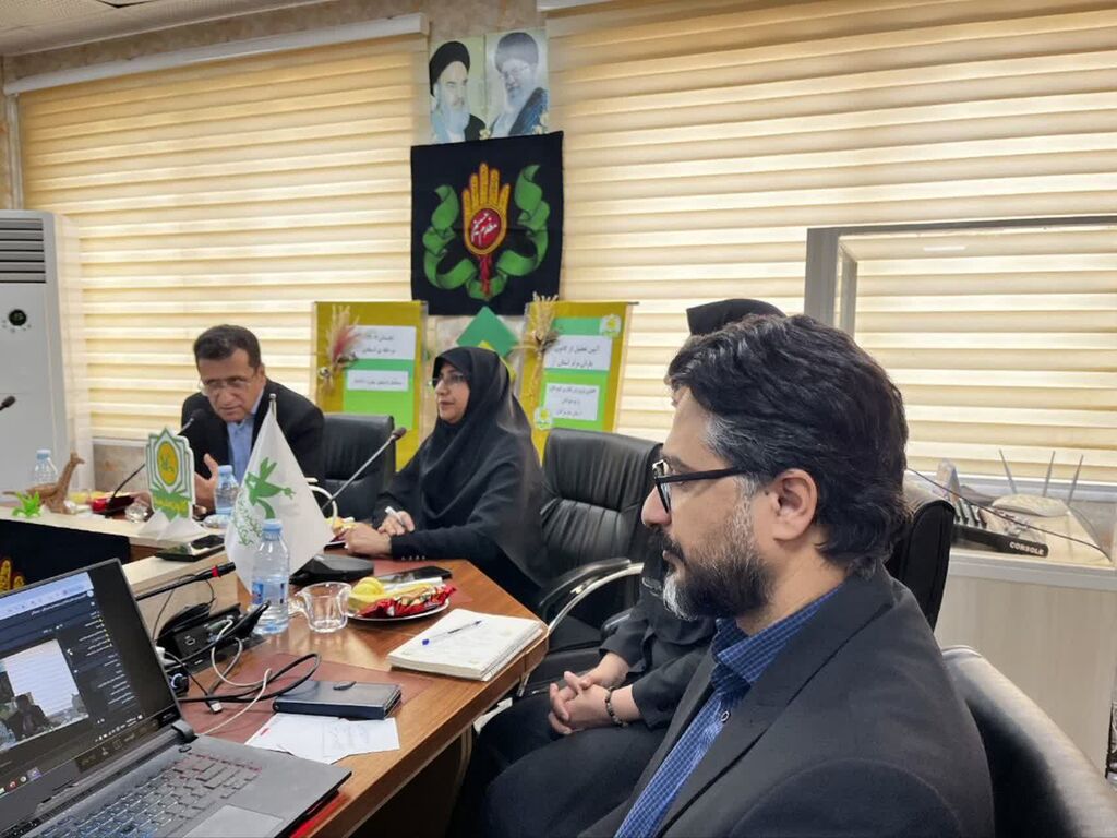 از کانون یاران برتر استان هرمزگان در رویداد ملی کانون یاری تجلیل شد