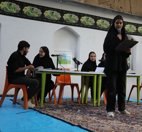قاصدان نینوا