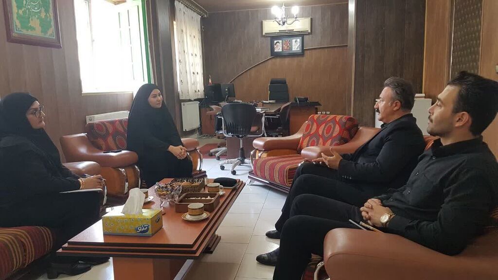 نشست سرپرست کانون کرمانشاه با رئیس اداره گردشگری شهرداری