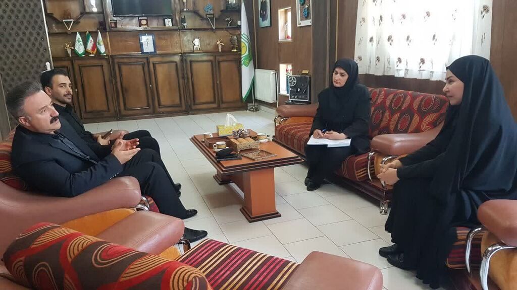 نشست سرپرست کانون کرمانشاه با رئیس اداره گردشگری شهرداری